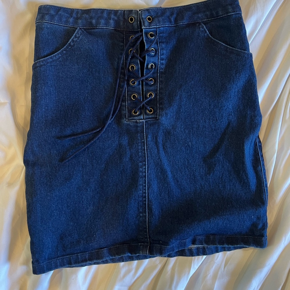 Forever 21 Dark Jean Skirt (S)